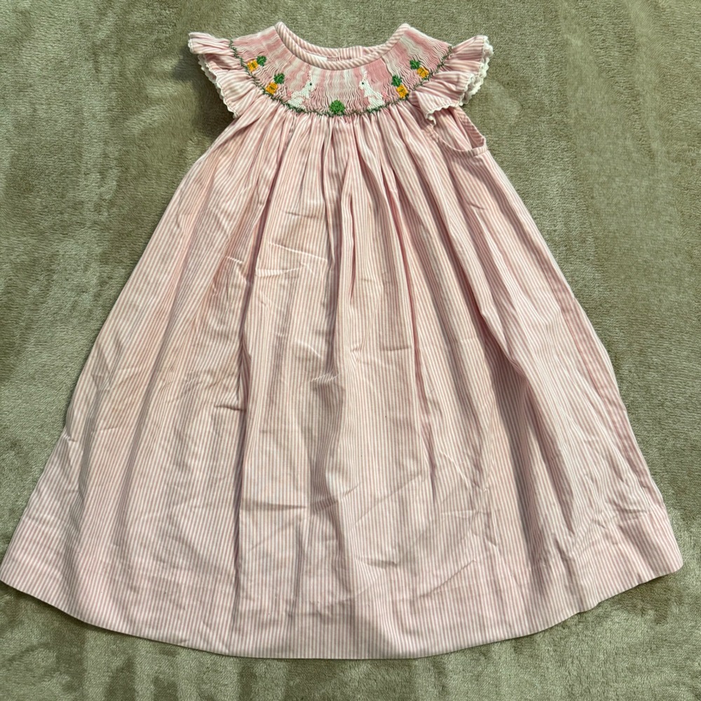 Smocked Giraffe Pink Seersucker Bunny Easter Bishop Dress 24M Smocking Carrots